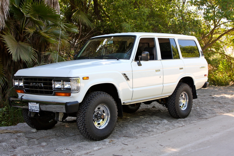 Illustration for article titled 1980s SUVs: The Missing Link.
